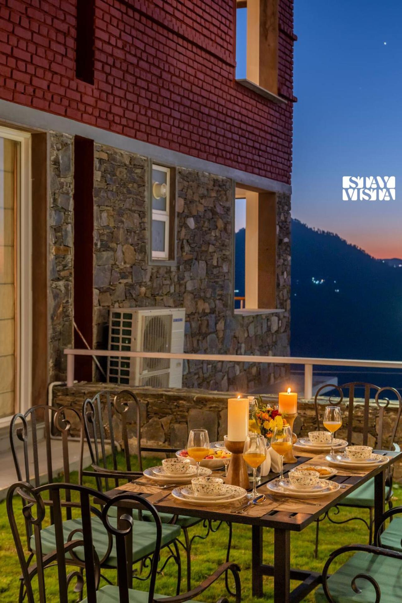 Stayvista At Nook - Elysium Estate 2 Bedroom Cottage With Hill View, Lawn Шимла Екстериор снимка
